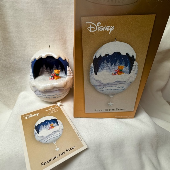 Disney's Winnie-the-Pooh "Sharing the Stars" Hallmark Ornament - Picture 3 of 13